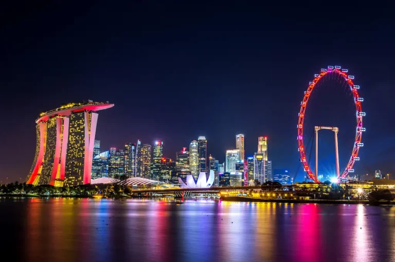 Best 6 Luxury Hotels in Singapore for Staycations (2026 Guide)